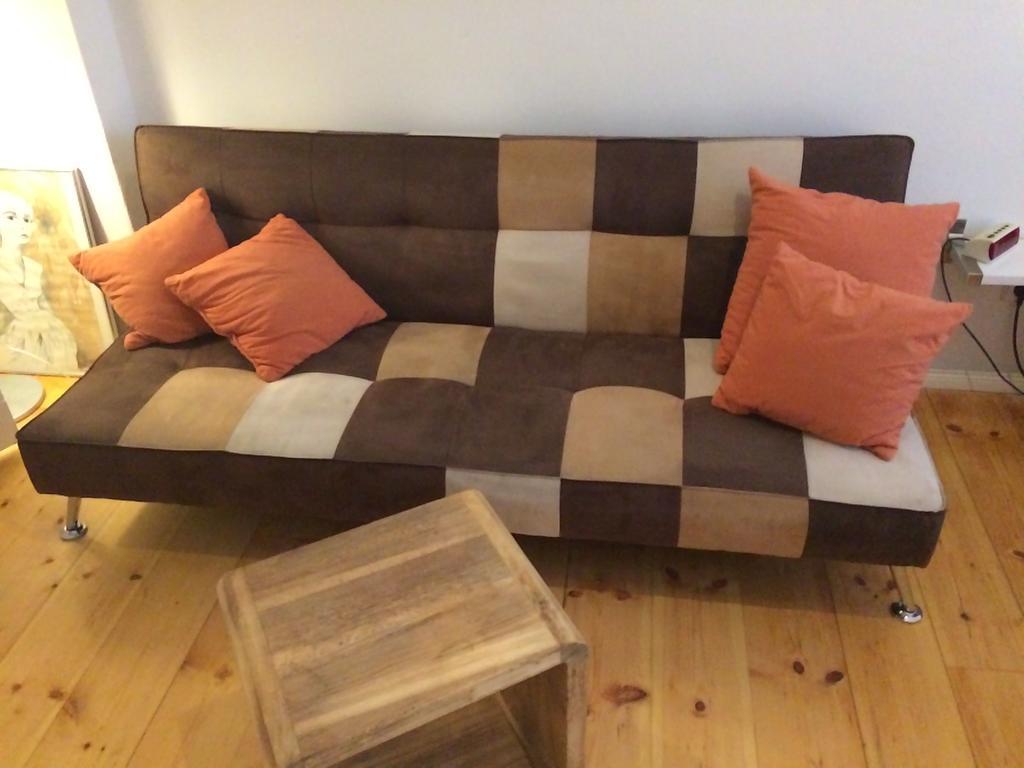 - Appartement *